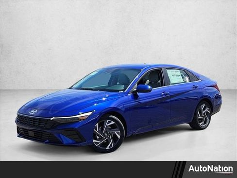 New 2026 Hyundai Elantra Limited FWD image 1