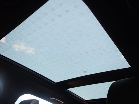 Used 2024 Ford Edge ST-Line AWD/4WD image 17