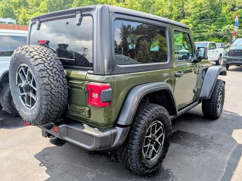 Used 2024 Jeep Wrangler Rubicon AWD/4WD image 4