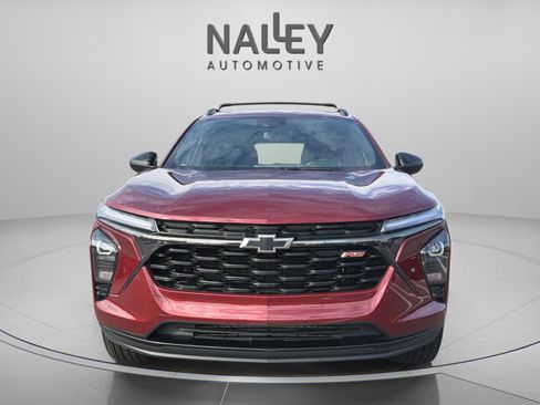 Used 2024 Chevrolet Trax RS w/ Driver Confidence Package image 9