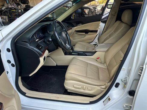 Used 2011 Honda Crosstour EX-L image 10