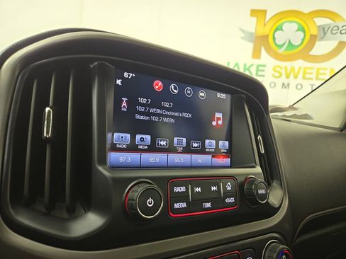 Used 2016 GMC Canyon SLE w/ All Terrain Package image 19