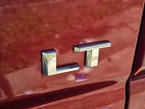 Used 2021 Chevrolet Silverado 1500 LT Trail Boss w/ Convenience Package II AWD/4WD image 12