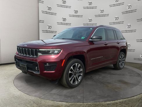 Used 2022 Jeep Grand Cherokee Overland image 1
