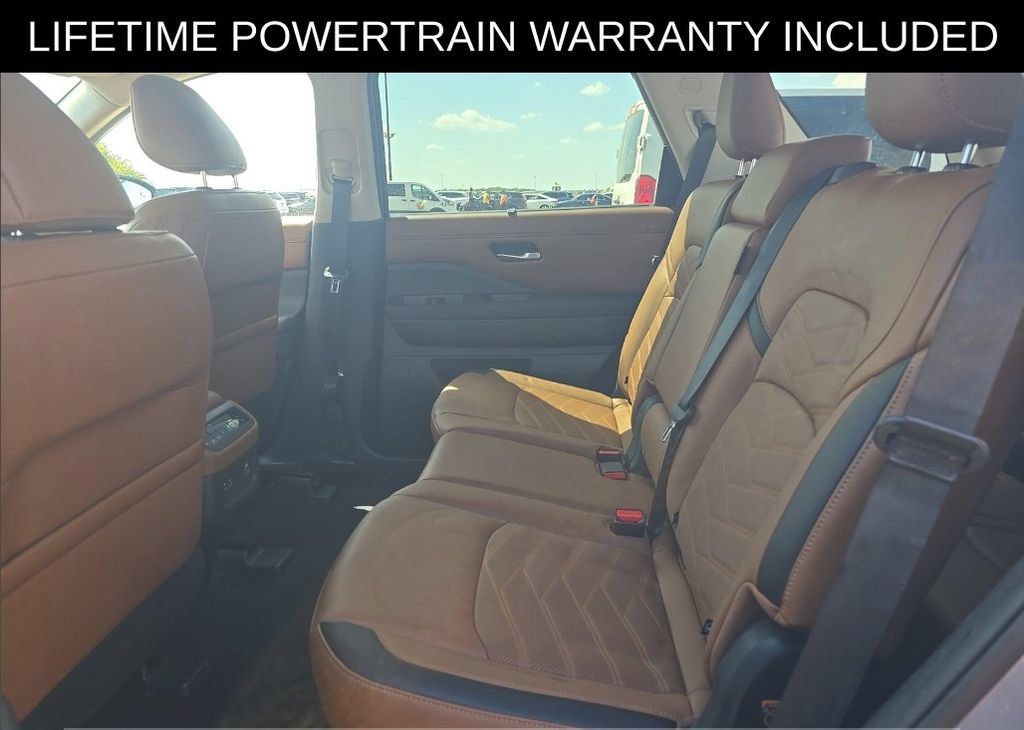 Used 2025 Nissan Pathfinder Platinum w/ Cargo Package FWD image 16