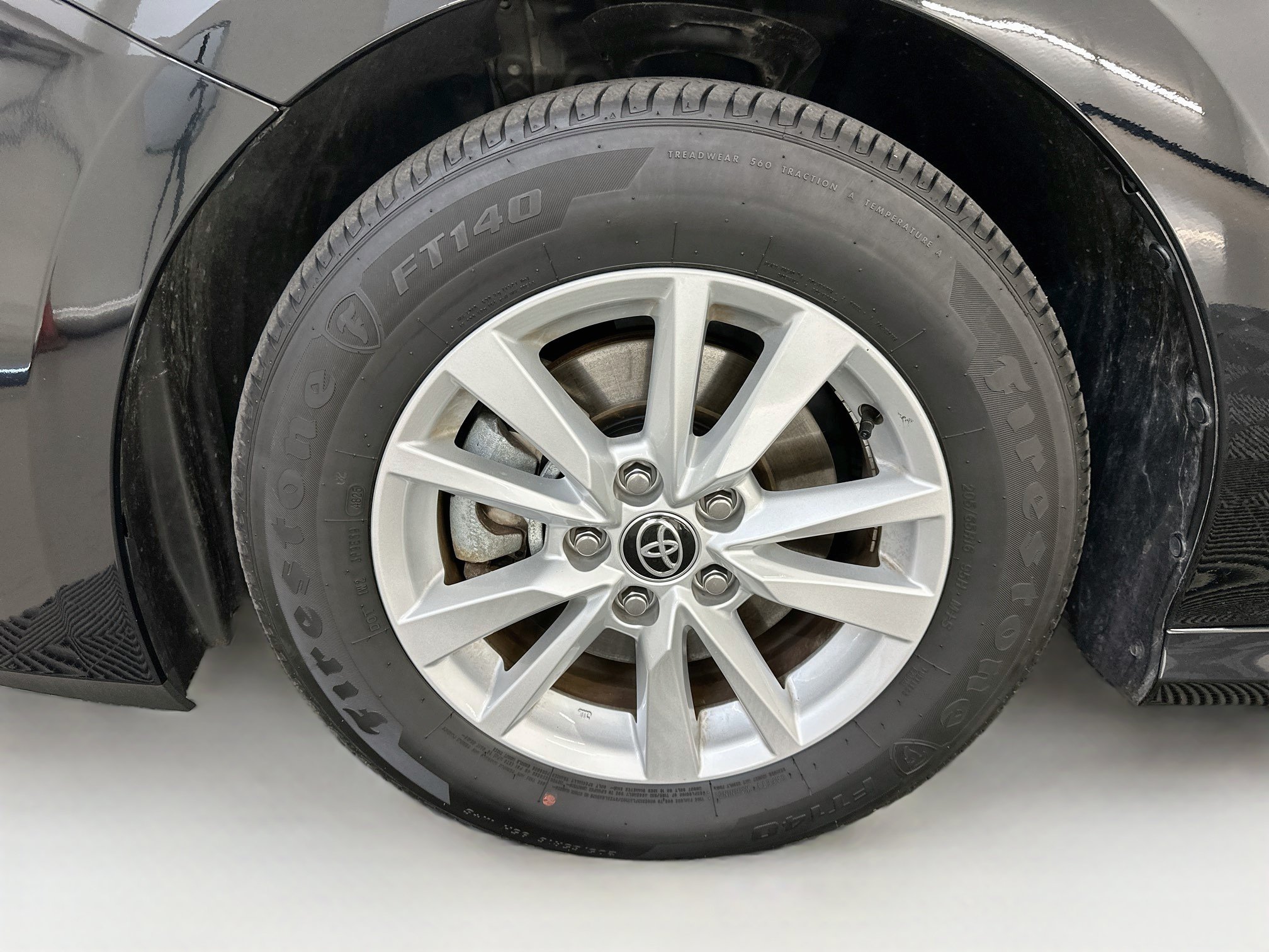 Used 2026 Toyota Camry LE FWD image 35