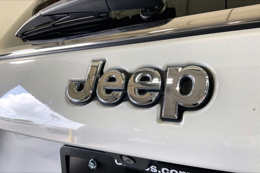 Used 2022 Jeep Compass Limited AWD/4WD image 38