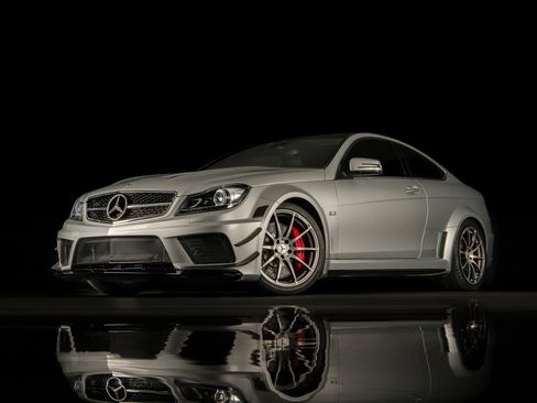 Used 2012 Mercedes-Benz C 63 AMG Coupe image 6