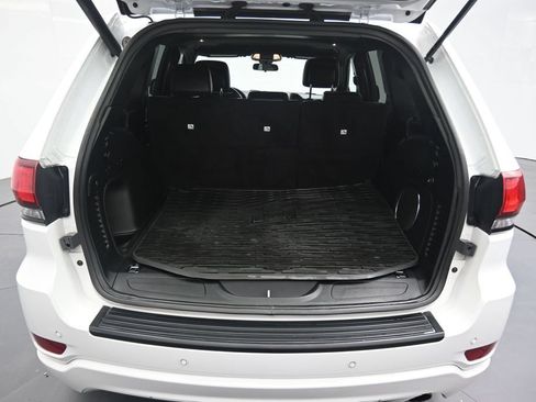 Used 2021 Jeep Grand Cherokee Laredo X AWD/4WD image 11