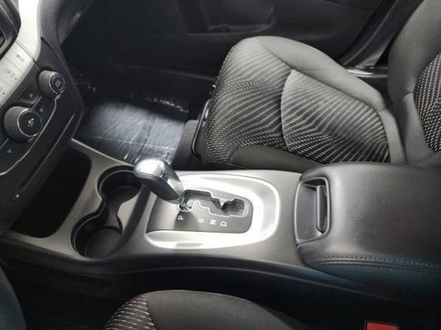 Used 2020 Dodge Journey SE FWD image 27