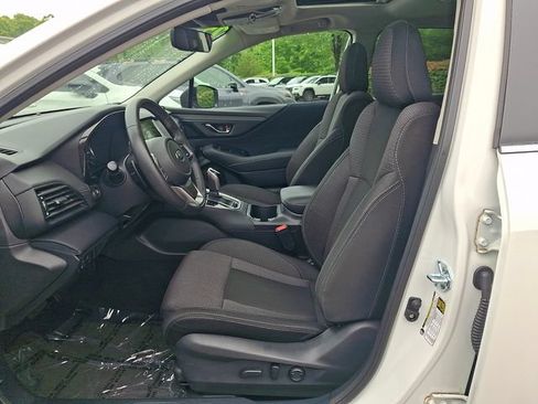 Certified 2025 Subaru Outback Premium AWD/4WD image 13