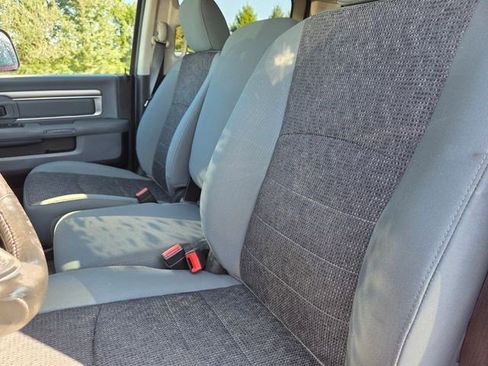 Used 2018 RAM 2500 Big Horn image 2