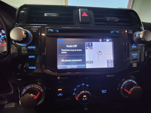 Used 2015 Toyota 4Runner TRD Pro image 30