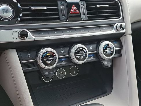 Used 2022 Genesis G70 3.3T w/ Sport Advanced Package AWD/4WD image 19