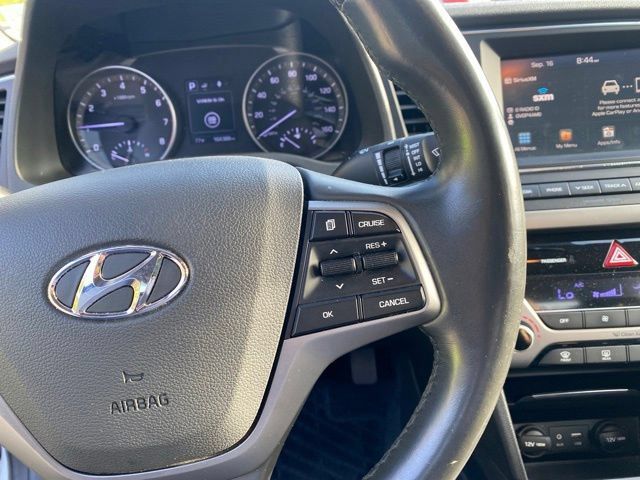 Used 2017 Hyundai Elantra Limited FWD image 20