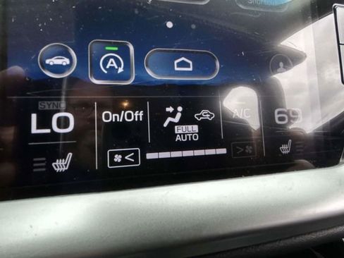 Used 2022 Subaru Outback Limited AWD/4WD image 11