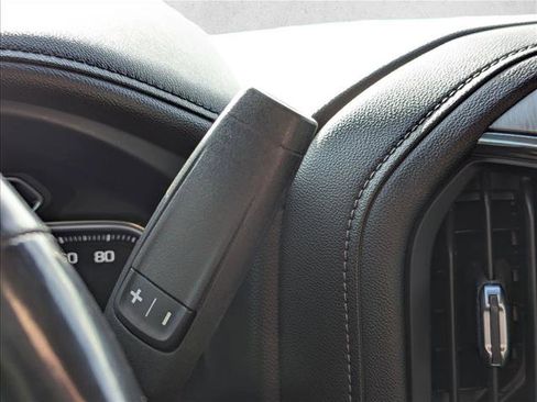 Used 2021 GMC Sierra 3500 Denali w/ Technology Package image 11