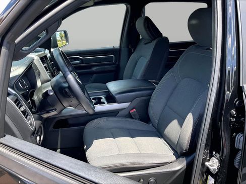 Used 2022 RAM 1500 Big Horn AWD/4WD image 24