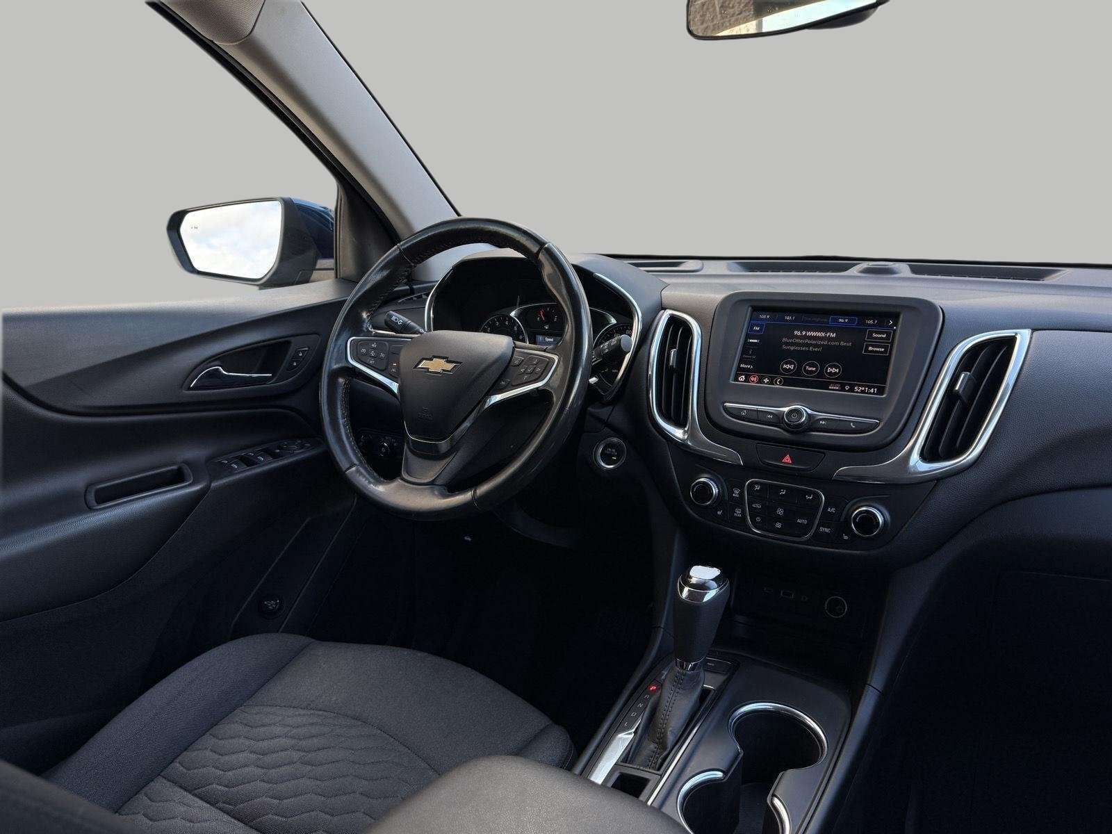 Used 2020 Chevrolet Equinox LT AWD/4WD image 30
