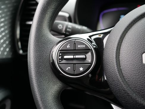 Certified 2024 Kia Soul S FWD image 28