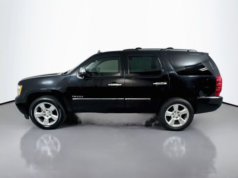 Used 2011 Chevrolet Tahoe LTZ AWD/4WD image 8