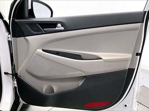 Used 2018 Hyundai Tucson SEL FWD image 19
