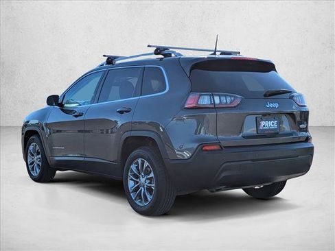 Used 2020 Jeep Cherokee Latitude Plus image 8