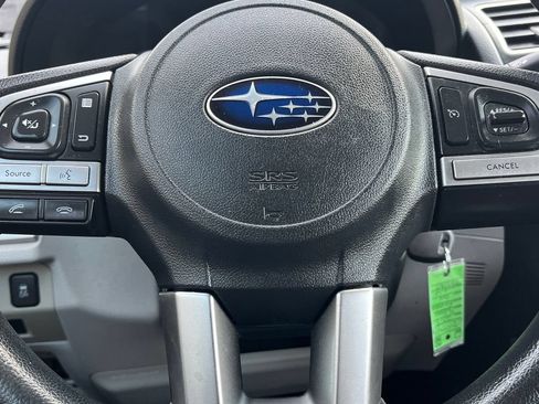 Used 2018 Subaru Forester 2.5i AWD/4WD image 14