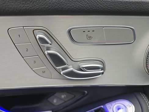 Used 2023 Mercedes-Benz GLC 300 4MATIC Coupe image 29