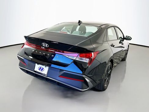 New 2026 Hyundai Elantra Sport image 5