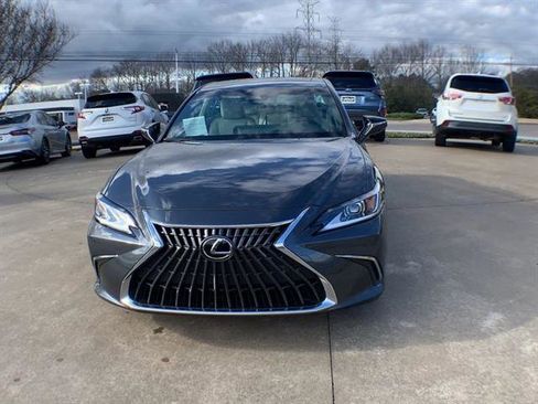 Certified 2025 Lexus ES 300h w/ Premium Package image 3