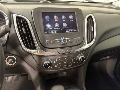 Used 2022 Chevrolet Equinox LT FWD image 15
