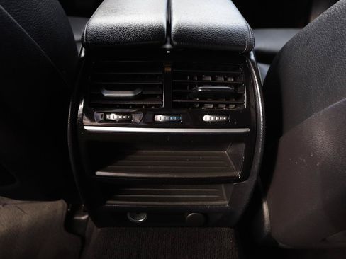 Used 2019 BMW 530i w/ Convenience Package RWD image 18