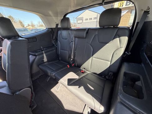 Used 2020 Kia Telluride LX FWD image 32