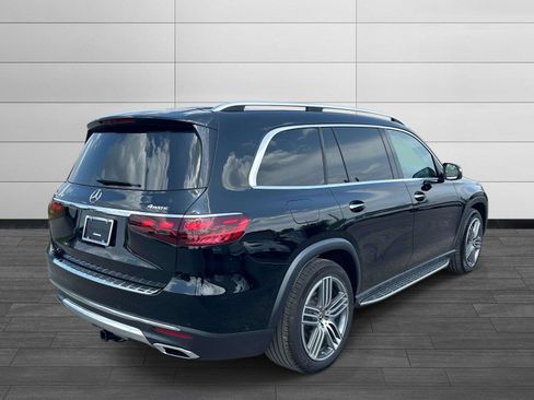 Used 2026 Mercedes-Benz GLS 450 4MATIC image 3