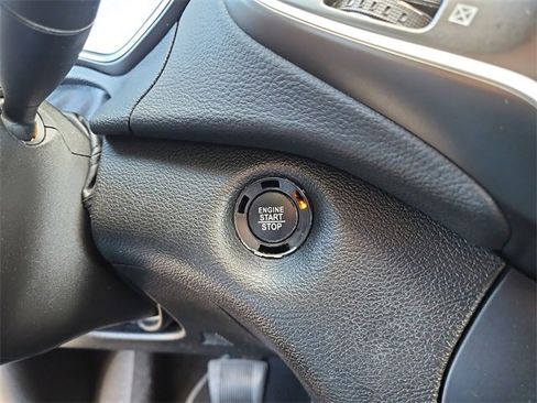 Used 2021 Jeep Cherokee Latitude Lux 80th Anniv w/ Quick Order Package 26U 80TH image 30