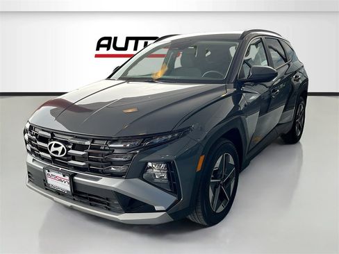 Used 2025 Hyundai Tucson SEL image 3