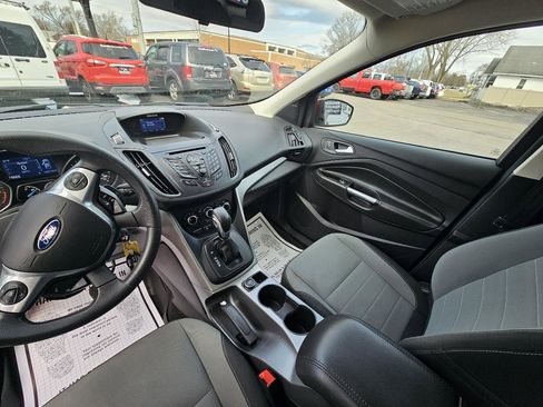 Used 2014 Ford Escape SE image 16