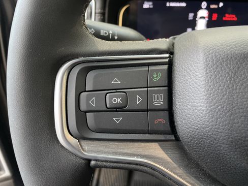 Used 2024 Jeep Wagoneer Series II RWD image 18