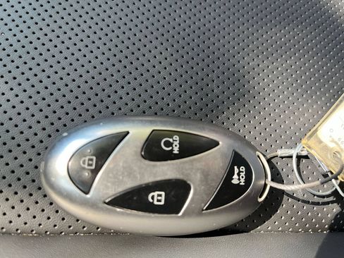 Used 2025 Hyundai Santa Fe SEL FWD image 25