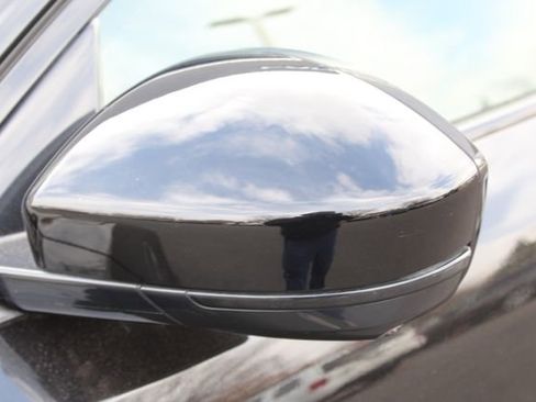 Used 2024 Jaguar E-PACE R-Dynamic SE image 12