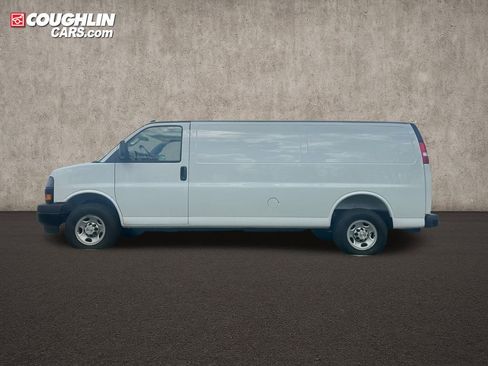 New 2025 Chevrolet Express 3500 Extended w/ Driver Convenience Package image 1