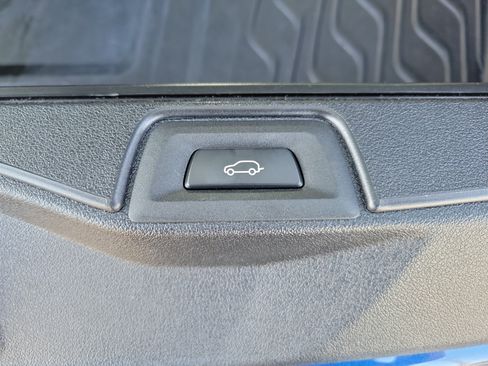 Used 2020 BMW X5 xDrive40i w/ Executive Package AWD/4WD image 14