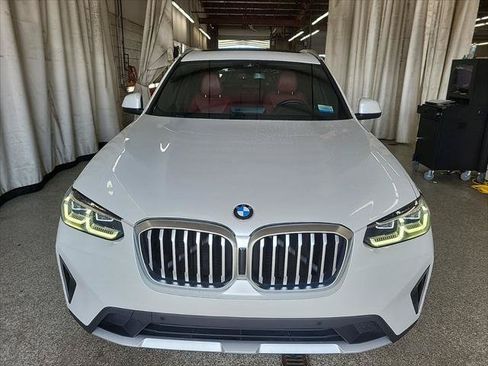 Used 2022 BMW X3 sDrive30i w/ Convenience Package RWD image 3