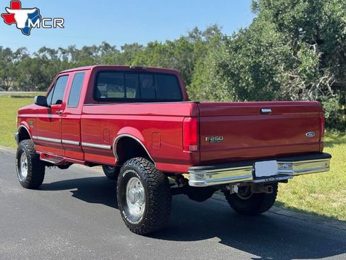 Used 1997 Ford F250 XLT image 16
