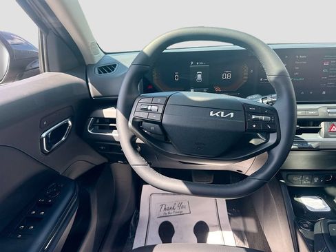 New 2026 Kia K4 EX FWD image 21