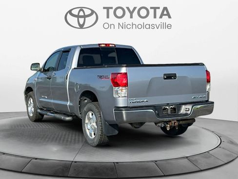 Used 2010 Toyota Tundra 4x4 Double Cab image 4