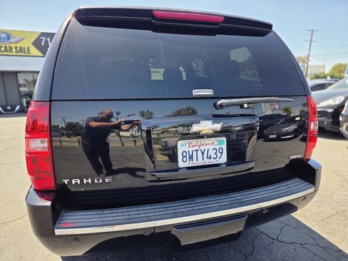 Used 2011 Chevrolet Tahoe LTZ RWD image 19