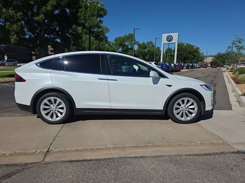 Used 2019 Tesla Model X AWD/4WD image 6