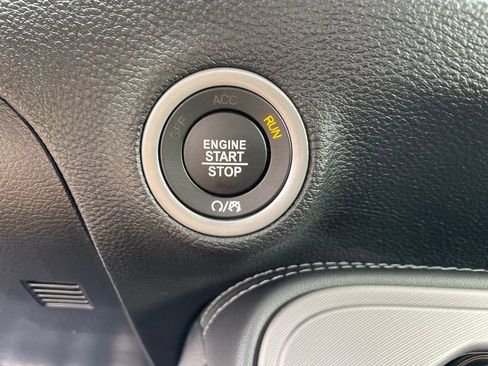 Used 2023 Dodge Challenger R/T RWD image 7